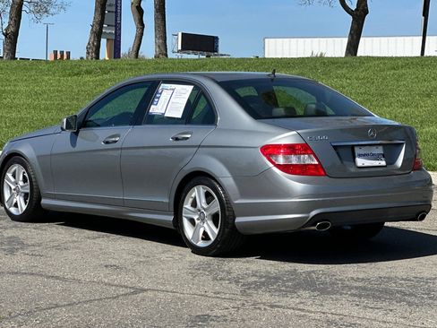 Used 2010 Mercedes-Benz C 300 Sport image 7