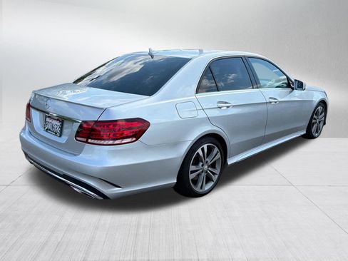 Used 2016 Mercedes-Benz E 350 Sedan image 4