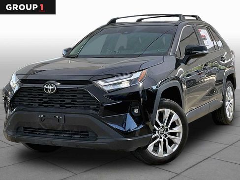 Used 2025 Toyota RAV4 XLE Premium w/ Weather Package AWD/4WD image 1