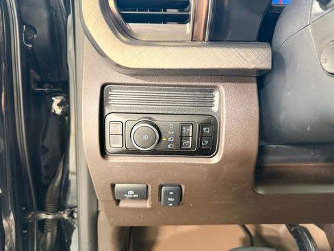 Used 2025 Ford F250 King Ranch w/ Tremor Off-Road Package AWD/4WD image 19