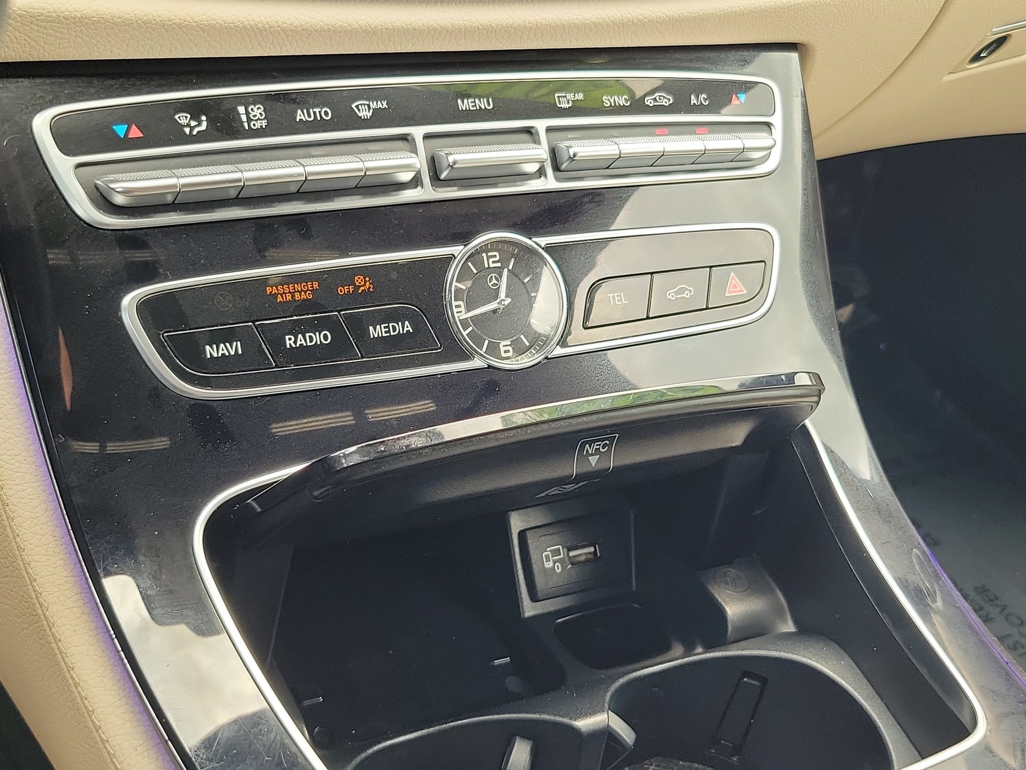 Used 2018 Mercedes-Benz E 300 image 28