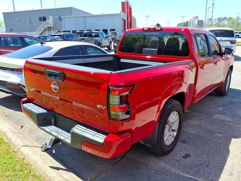 Certified 2024 Nissan Frontier SV w/ Technology Package image 5