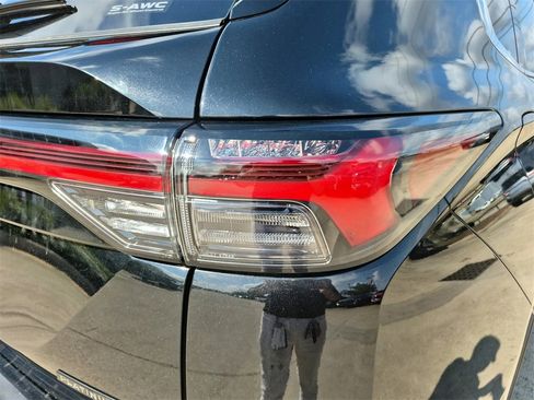 New 2025 Mitsubishi Outlander SEL image 30