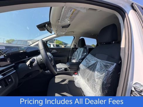 New 2026 Kia Sportage LX FWD image 12