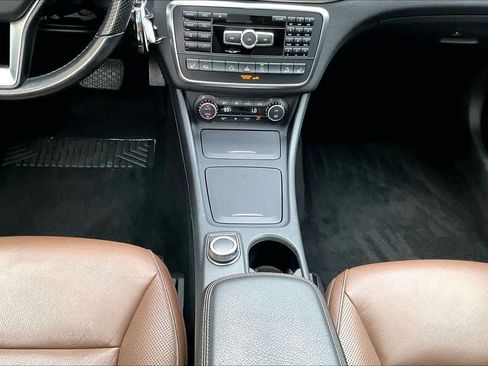 Used 2015 Mercedes-Benz GLA 250 4MATIC image 28