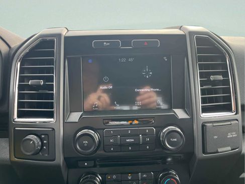 Used 2016 Ford F150 XLT w/ Equipment Group 302A Luxury image 33