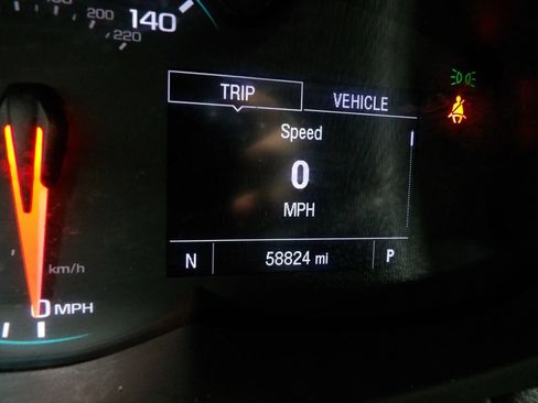 Used 2020 Chevrolet Trax LS w/ Tint and Cruise Package AWD/4WD image 18