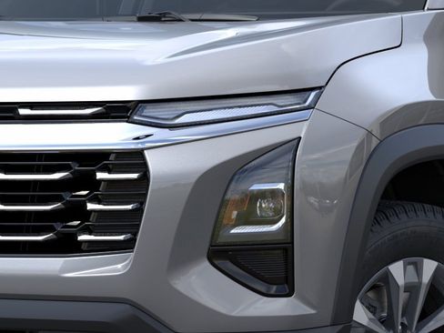 New 2026 Chevrolet Equinox LT FWD image 10