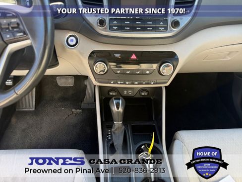 Used 2017 Hyundai Tucson Sport image 11