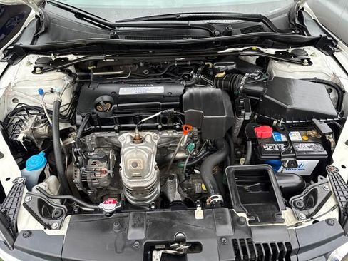 Used 2013 Honda Accord Sport image 11