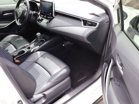 Used 2021 Toyota Corolla XSE FWD image 42