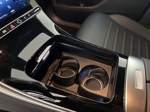 Certified 2024 Mercedes-Benz GLC 300 4MATIC image 10