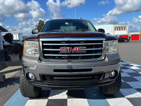 Used 2013 GMC Sierra 1500 SLE w/ Power Tech Package AWD/4WD image 8