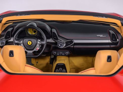 Used 2013 Ferrari 458 Spider RWD image 53