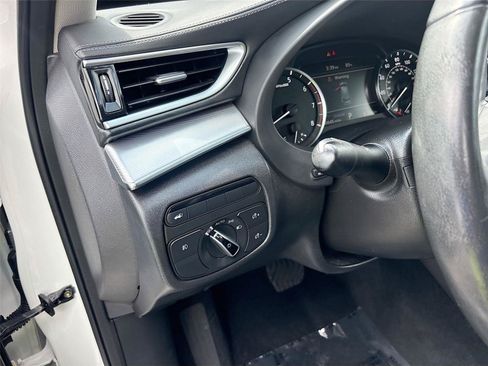 Used 2019 INFINITI QX50 Luxe AWD/4WD image 10