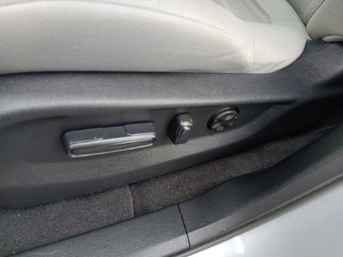 Used 2022 Honda CR-V EX image 11