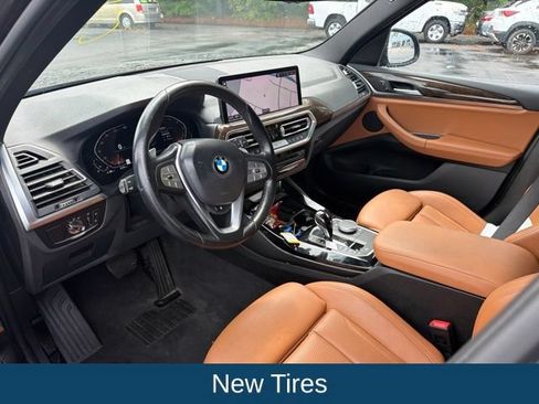 Used 2022 BMW X3 xDrive30i w/ Premium Package 2 (ZPA) AWD/4WD image 4