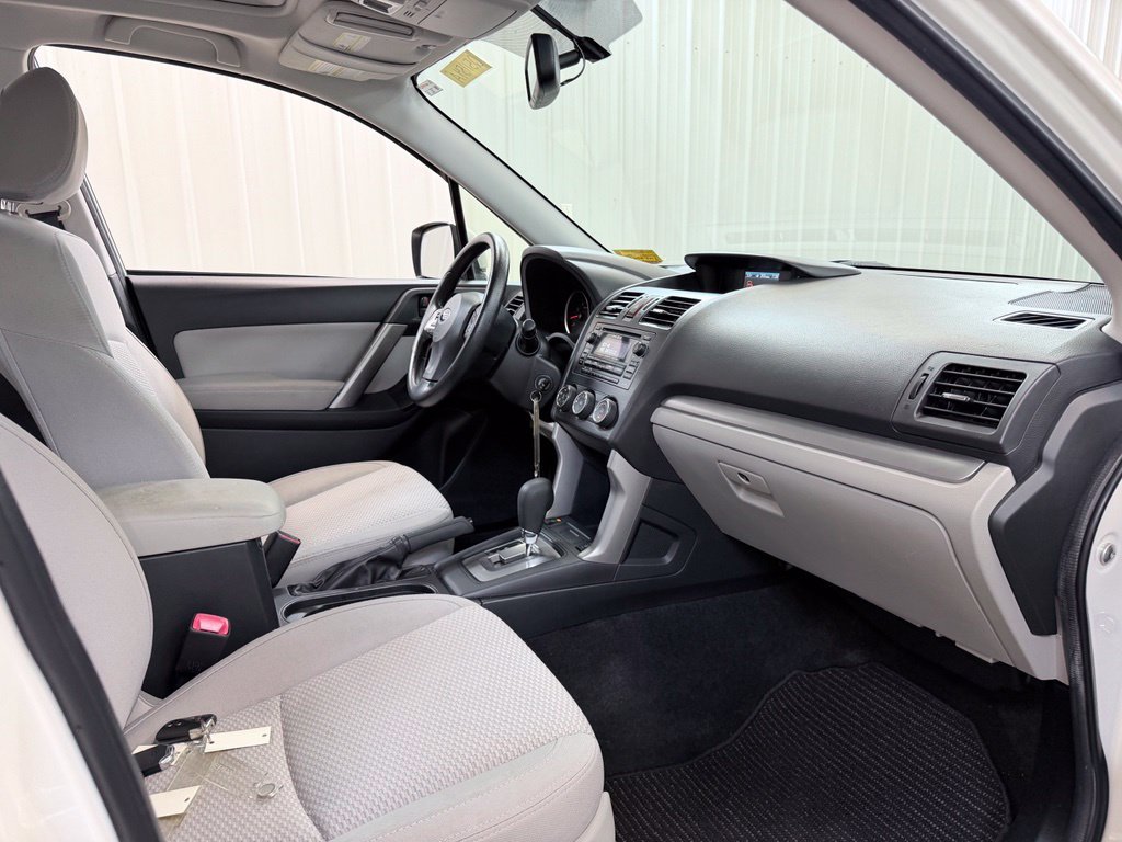 Used 2015 Subaru Forester 2.5i Premium w/ All-Weather Package AWD/4WD image 29