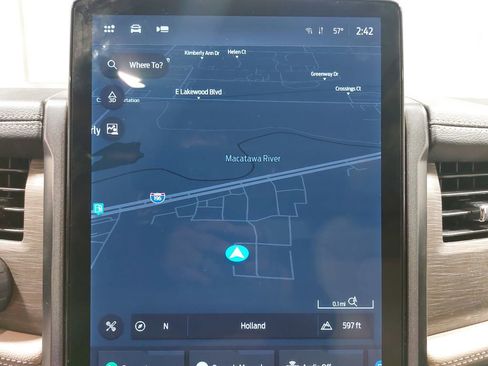 Used 2023 Ford Expedition Limited image 26