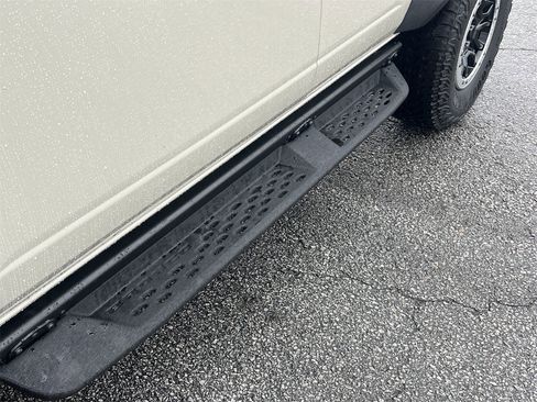 New 2025 Ford Bronco Badlands w/ Sasquatch Package AWD/4WD image 27
