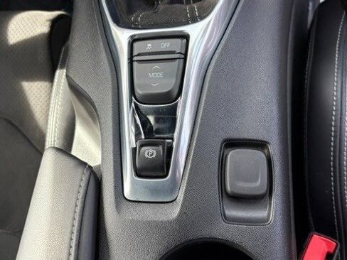 Used 2018 Chevrolet Camaro SS image 27