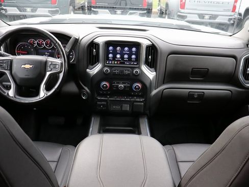 Used 2023 Chevrolet Silverado 3500 LTZ w/ LTZ Convenience Package image 16