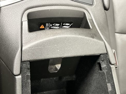 Certified 2025 Cadillac XT5 Premium Luxury image 27