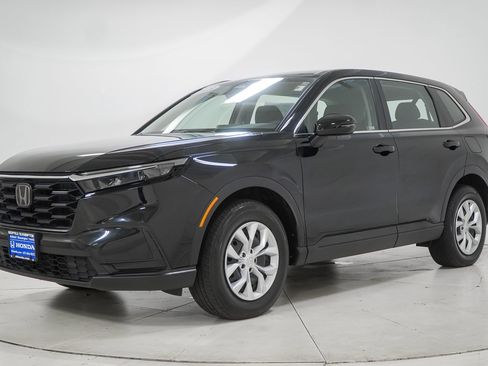Used 2023 Honda CR-V LX image 4
