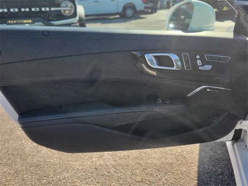 Used 2014 Mercedes-Benz SL 550 image 9