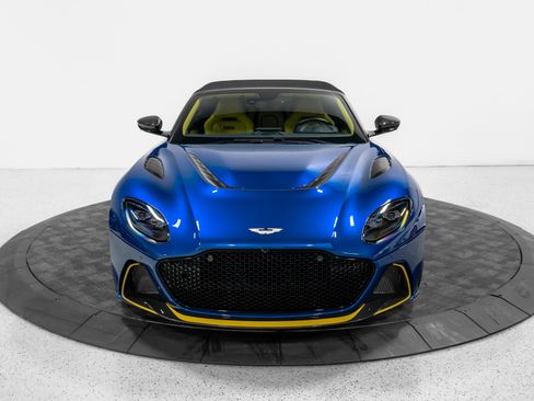 Used 2023 Aston Martin DBS Superleggera Volante RWD image 13