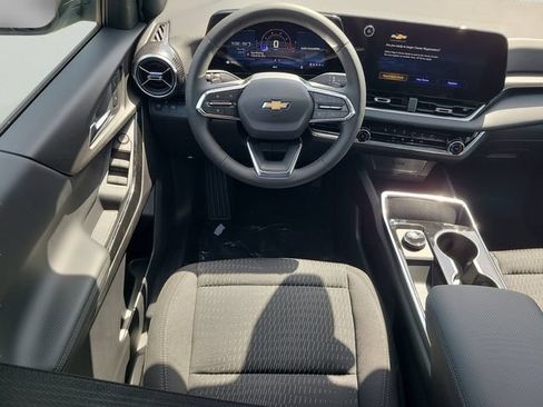 New 2027 Chevrolet Equinox LT FWD image 14