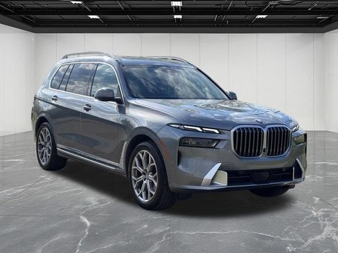 Used 2026 BMW X7 xDrive40i AWD/4WD image 7
