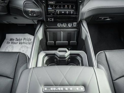 New 2026 RAM 3500 Limited AWD/4WD image 42