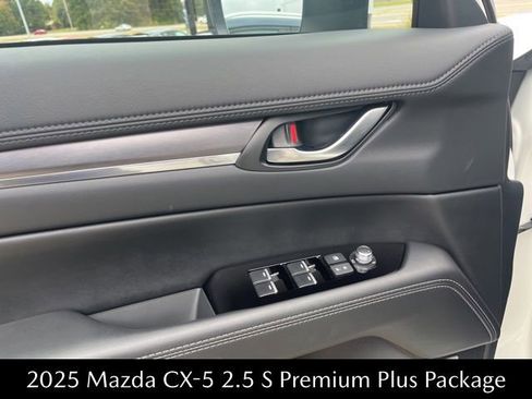 New 2025 MAZDA CX-5 AWD 2.5 S w/ Premium Plus Pkg image 7