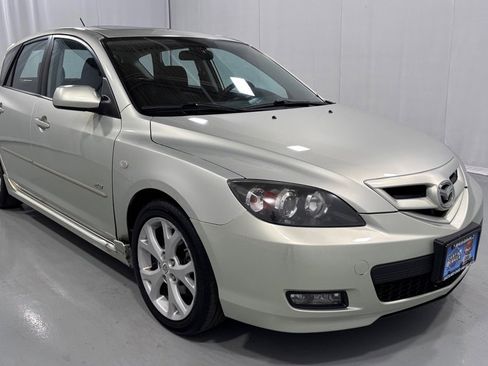 Used 2009 MAZDA MAZDA3 s Touring FWD image 3