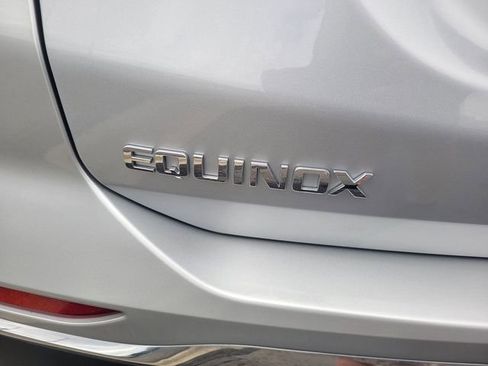 Used 2020 Chevrolet Equinox LT FWD image 10