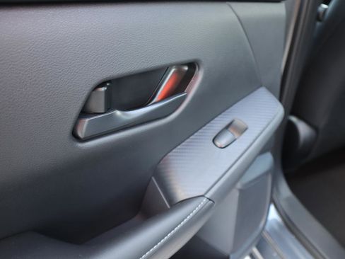 Used 2025 Nissan Sentra S image 29