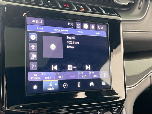 Used 2023 Jeep Grand Cherokee Altitude image 14