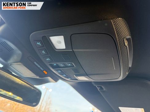 Used 2024 Ford Expedition Platinum image 31