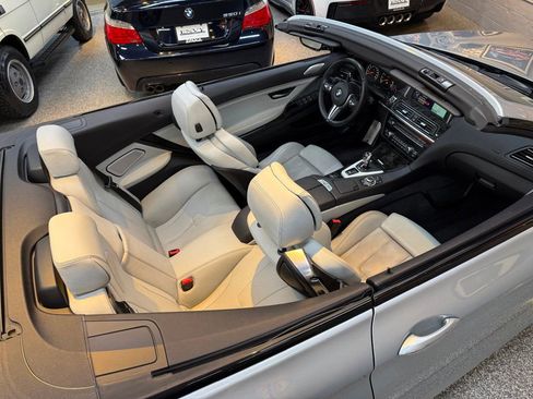 Used 2014 BMW M6 Convertible image 32