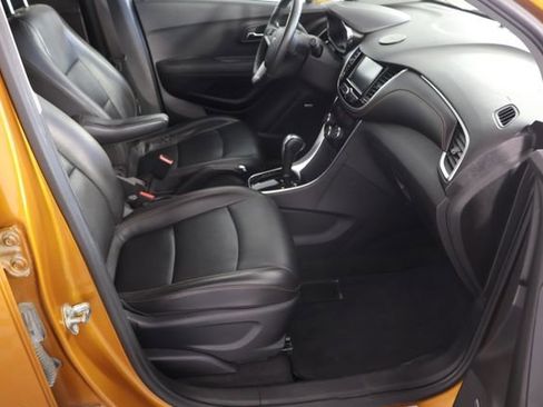 Used 2017 Chevrolet Trax Premier AWD/4WD image 22