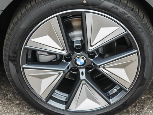 New 2026 BMW i4 eDrive40 w/ Premium Package RWD image 10