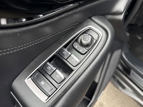 Used 2025 Subaru Outback Limited XT image 16