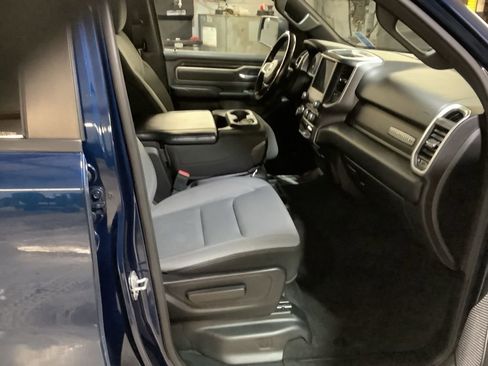 Used 2021 RAM 1500 Big Horn AWD/4WD image 18