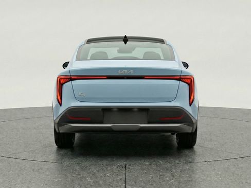 Used 2025 Kia K4 LXS image 7