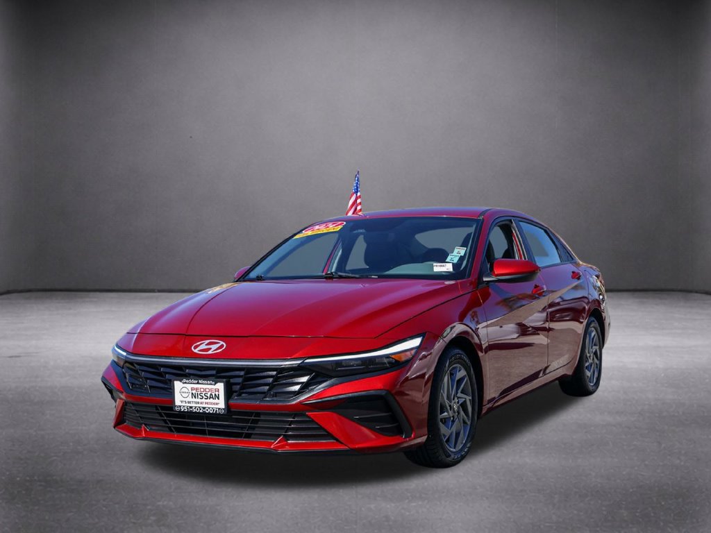 Used 2024 Hyundai Elantra SEL FWD image 9