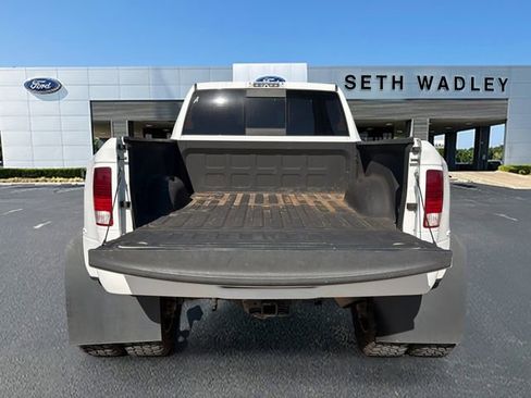 Used 2018 RAM 3500 Laramie Longhorn image 15