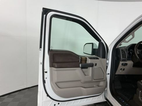 Used 2019 Ford F150 Limited AWD/4WD image 13