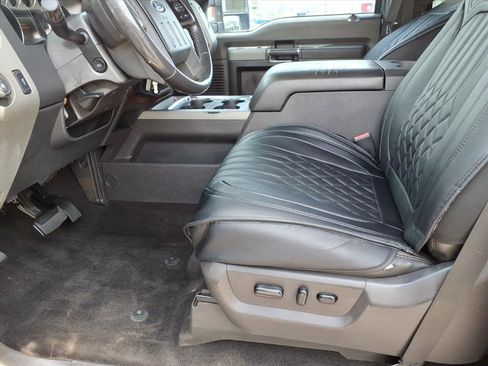 Used 2011 Ford F250 Lariat w/ Lariat Ultimate Pkg AWD/4WD image 7