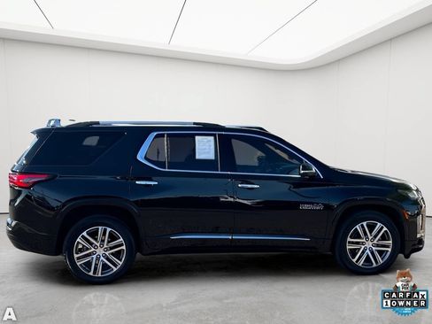 Used 2023 Chevrolet Traverse High Country w/ LPO, Floor Liner Package AWD/4WD image 6